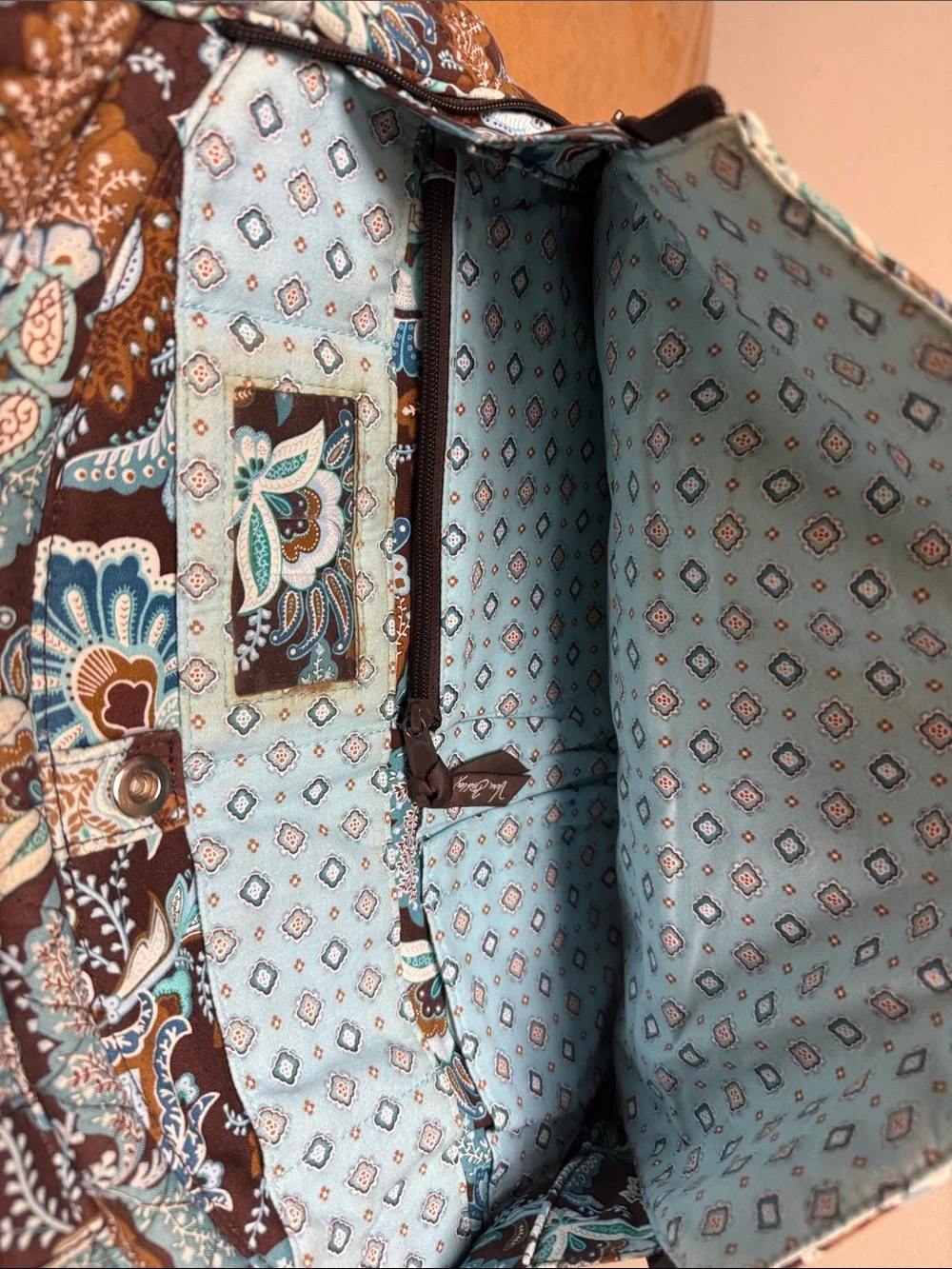 Vera Bradley (Java Blue pattern)Quilted Floral Laptop/Messenger Bag 17x13x6